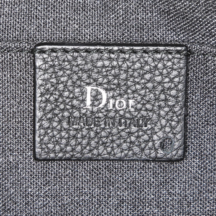 Dior bag in black grained leather - Detail D3