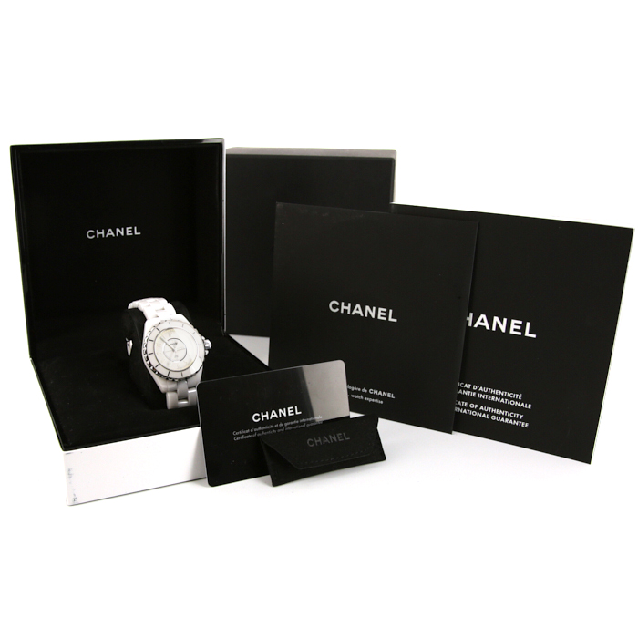 Chanel J12 watch in ceramic Ref:  2013 Circa  H3442