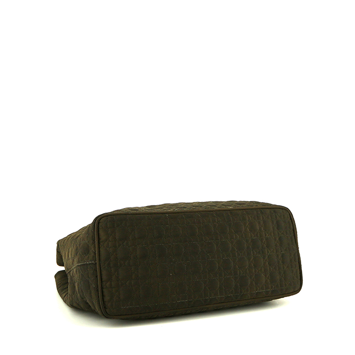 Sac à main Dior Lady Dior en toile cannage vert-kaki - Detail D4