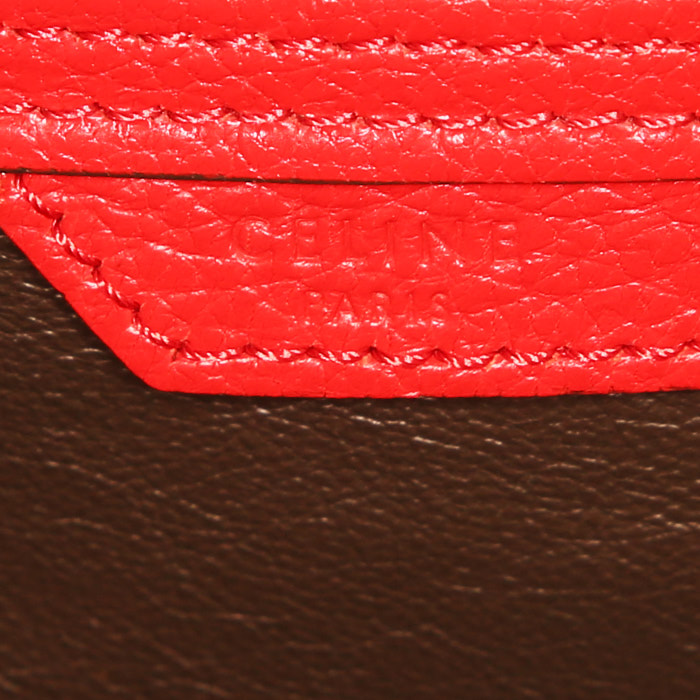 Celine  Luggage Micro handbag  in red and brown leather - Detail D3