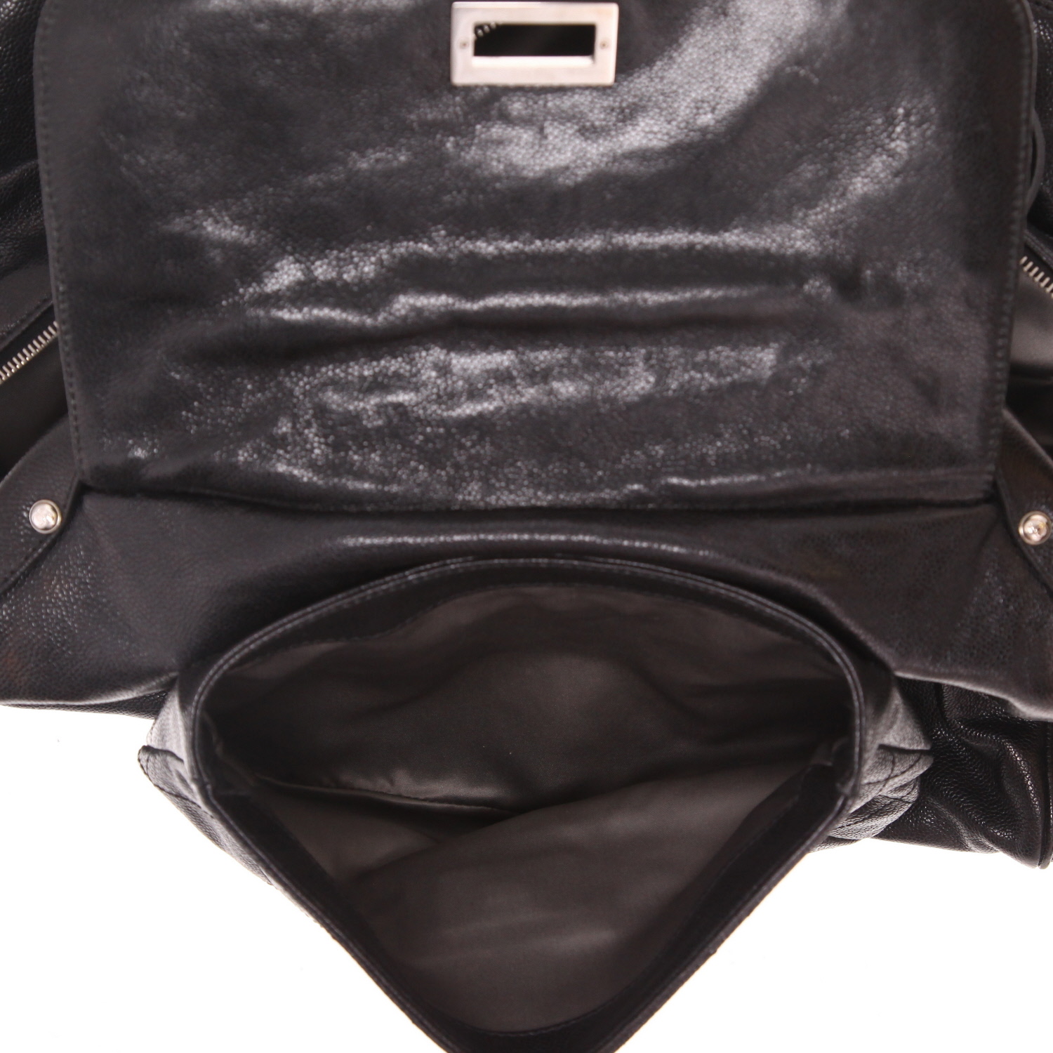 Bolso de mano Chanel en cuero negro - Detail D5