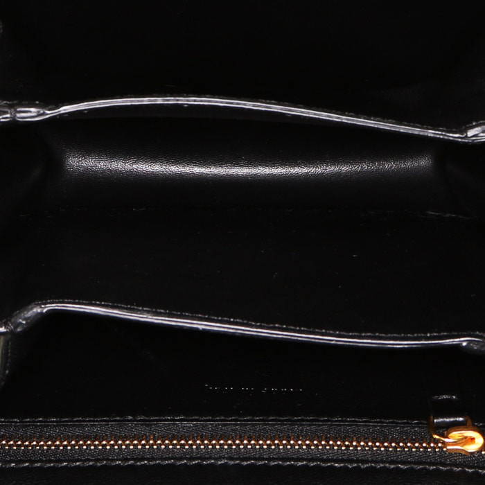 Sac bandoulière Celine  Classic Box mini  en cuir box noir - Detail D2