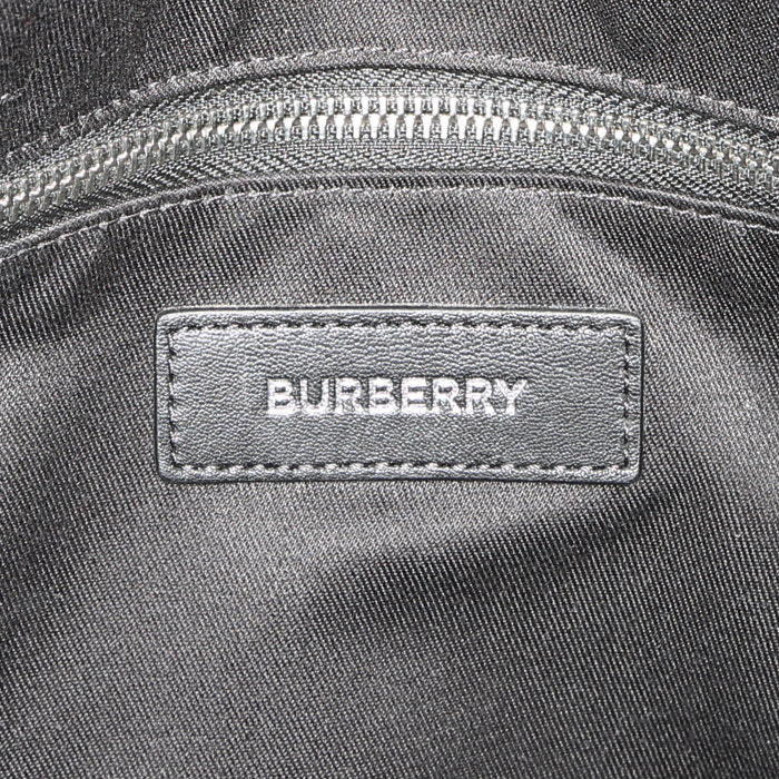 Bolso bandolera Burberry Messenger en lona negra y cuero negro - Detail D3