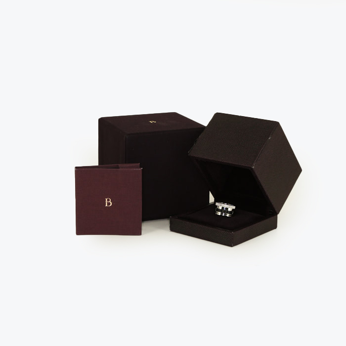 Boucheron Quatre Black Edition large model ring in white gold and ceramic - Detail D2