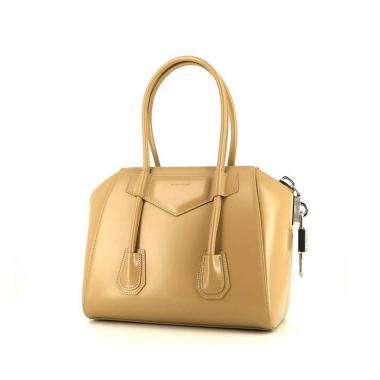 Second Hand Givenchy Antigona Bags | Collector Square