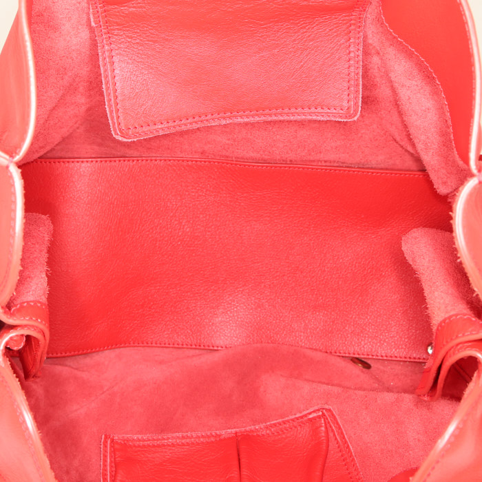 Sac cabas Balenciaga Papier A3 en cuir rouge - Detail D2