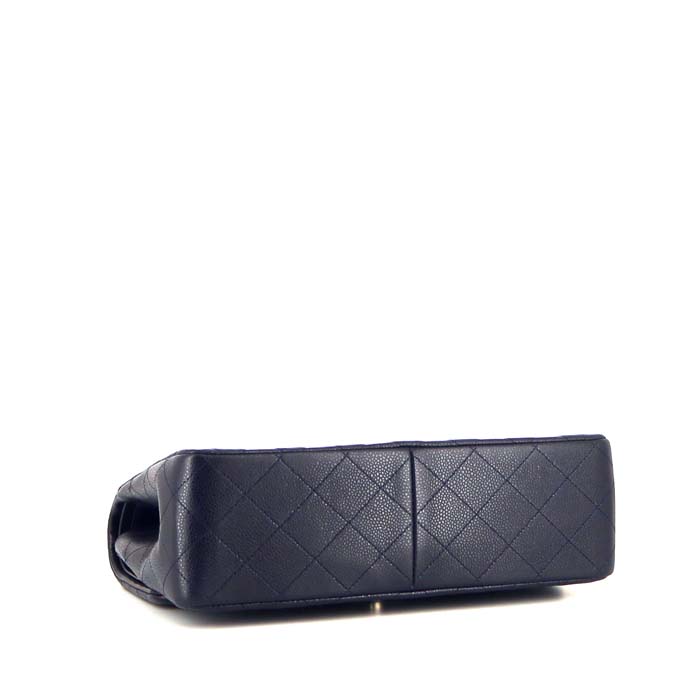 Chanel Timeless Jumbo handbag in navy blue quilted grained leather - Detail D5