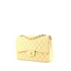 Chanel Timeless jumbo shoulder bag in beige quilted grained leather - 00pp thumbnail