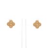 Paire de boucles d'oreilles Van Cleef & Arpels Alhambra Vintage en or rose - 360 thumbnail