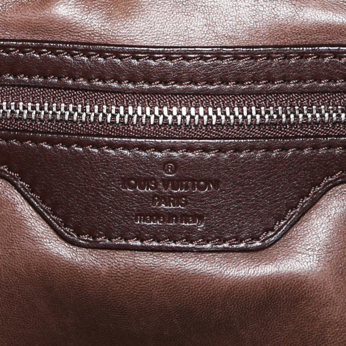 Bolso de mano Louis Vuitton en ante Monogram marrón y cuero marrón - Detail D4