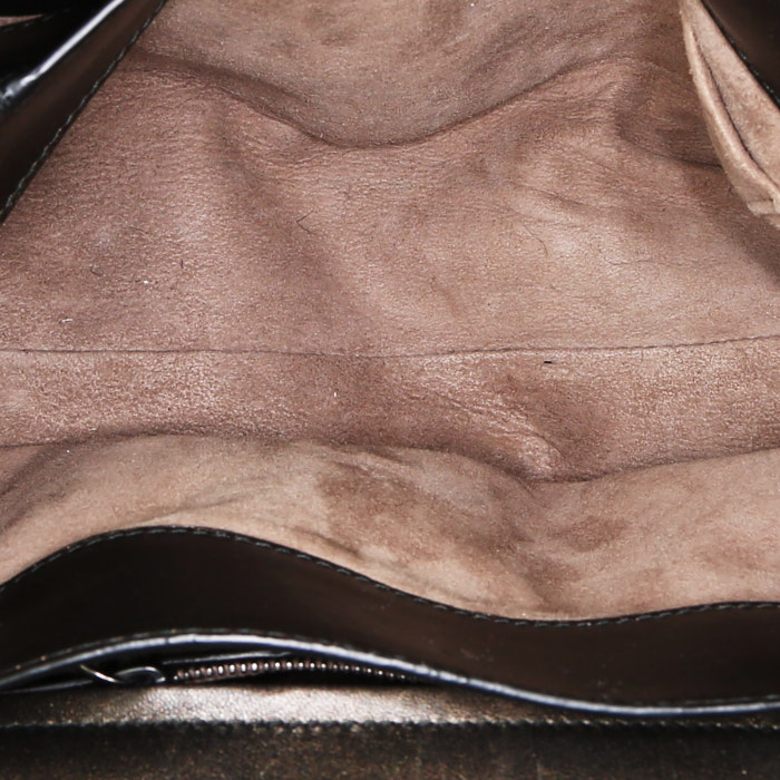 Sac à main Bottega Veneta en cuir noir et marron - Detail D3