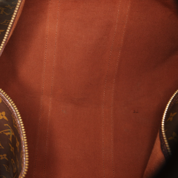 Sac de voyage Louis Vuitton Keepall 50 cm en toile monogram marron et cuir naturel - Detail D2
