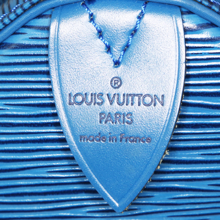 Sac à main Louis Vuitton Speedy 30 en cuir épi bleu - Detail D3