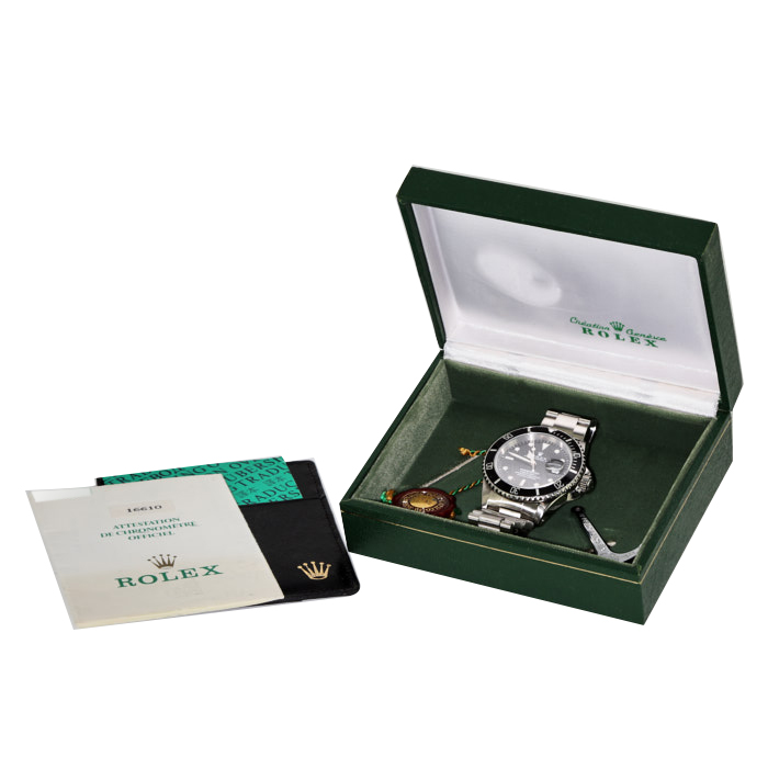 Montre Rolex Submariner Date en acier Ref :  16610 Vers  1989