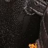 Sac à main Hermes Kelly 25 cm en autruche noire - Detail D5 thumbnail
