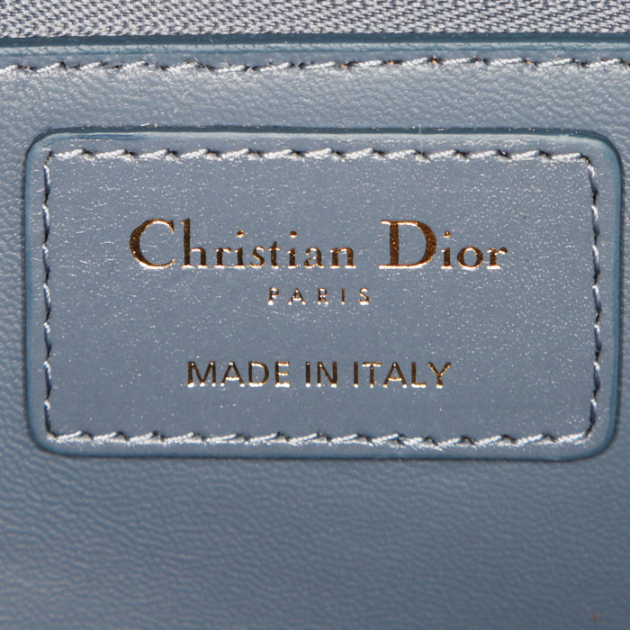 Dior 30 Montaigne handbag/clutch in Bleu Orage leather - Detail D4