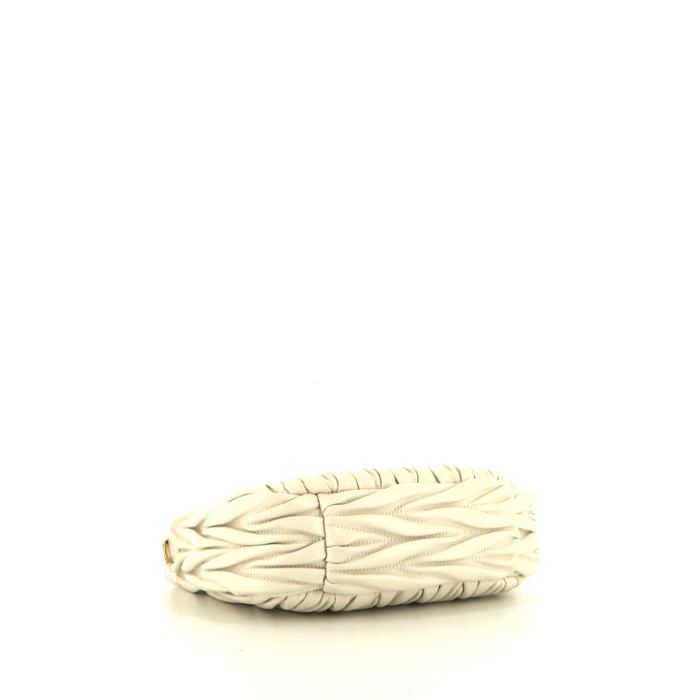 Miu Miu  Miu Wander mini  shoulder bag  in off-white chevron quilted leather - Detail D5