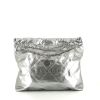 Chanel 22 shopping bag in silver leather - 360 thumbnail