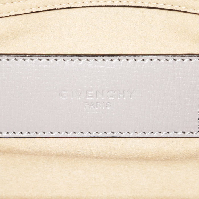 Sac bandoulière Givenchy Cross3 en cuir gris et daim rose - Detail D4