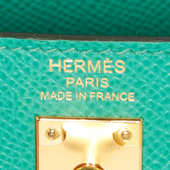 Hermès  Kelly 25 cm handbag  in malachite green epsom leather - Detail D4