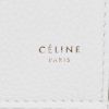 Bolso de mano Céline Tri-Fold en cuero granulado blanco - Detail D3 thumbnail