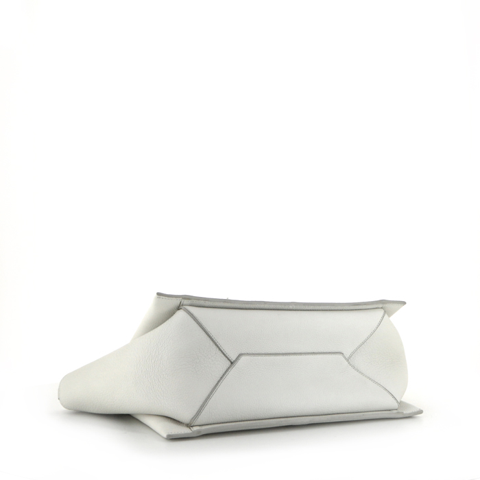 Céline Tri-Fold handbag in white grained leather - Detail D4
