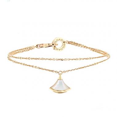 Bracciale Bulgari Diva's Dream in oro rosa e madreperla Bracciale Bulgari Diva's Dream in oro rosa e madreperla