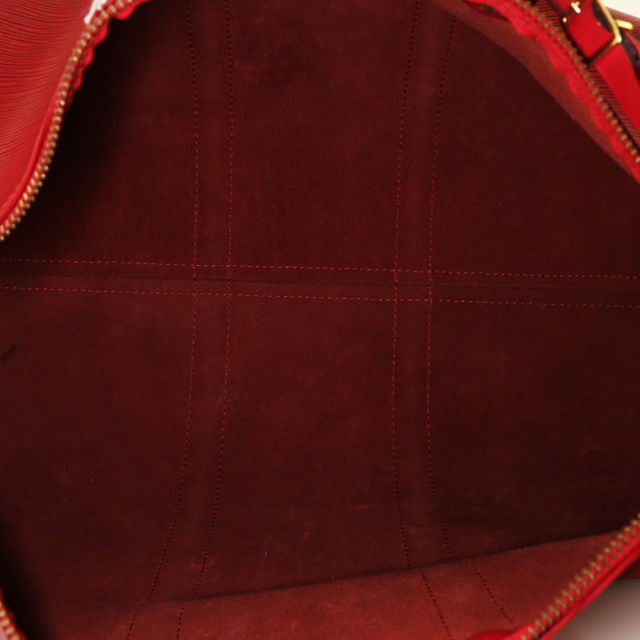 Louis Vuitton Keepall 45 travel bag in red epi leather - Detail D2