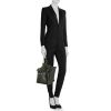 Saint Laurent Downtown small model shopping bag in black leather - Detail D1 thumbnail