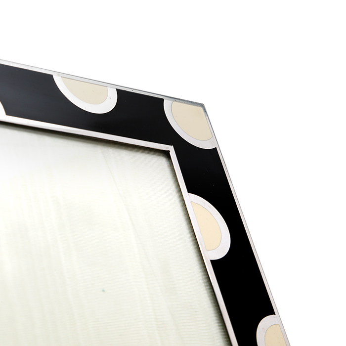 Christian Dior, a set of three rare frames, in sterling silver, enamel on creme black and brown background, from the 1980’s - Detail D1