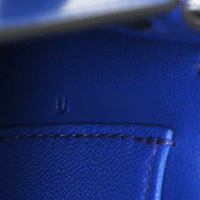 Hermès Kelly 20 cm handbag in royal blue Mysore leather - Detail D5