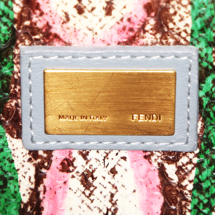 Borsa a tracolla Fendi  Peekaboo modello medio  in pelle grigia - Detail D4