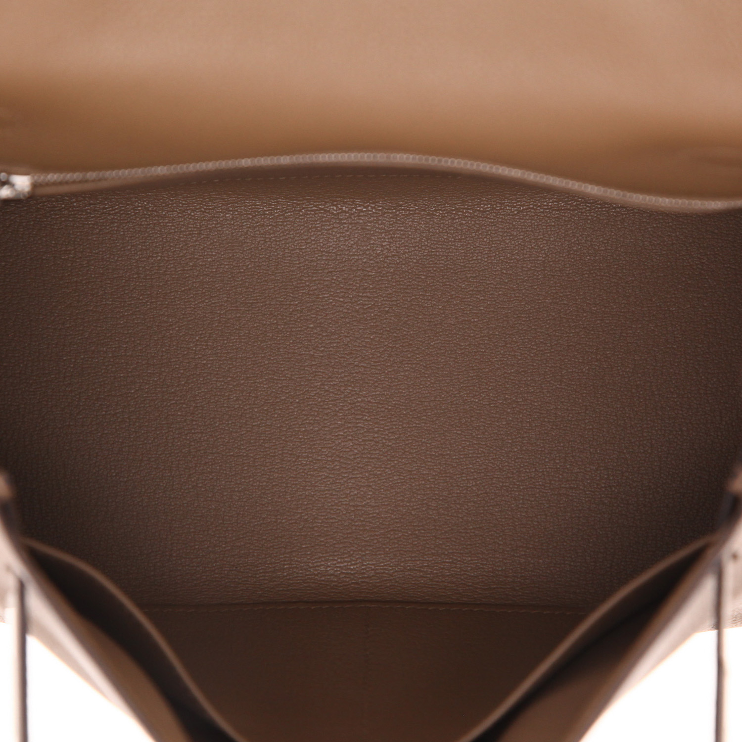 Bolso Hermès Kelly de 28 cm en piel Evercolor Étoupe - Detail D3