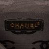 Bolso bandolera Chanel Timeless mini en cuero negro - Detail D3 thumbnail