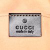 Bolso bandolera Gucci GG Marmont Camera en cuero acolchado con motivos de espigas negro - Detail D3 thumbnail