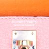 Bolso de mano Hermès Kelly 20 cm en cuero Mysore Rose Confetti - Detail D4 thumbnail