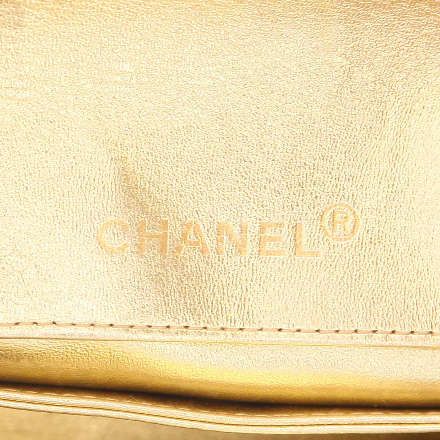Borsa Chanel Vintage in pelle trapuntata dorata - Detail D2