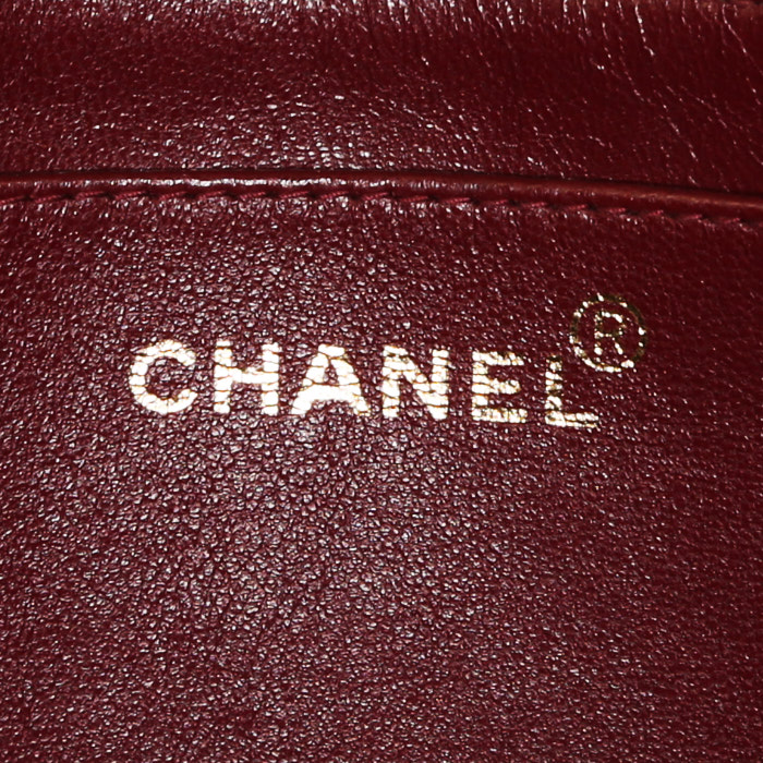 Chanel Vintage Diana shoulder bag in black quilted leather - Detail D3