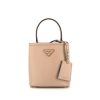 Bolso bandolera Prada  Panier modelo pequeño  en cuero saffiano color rosa claro - 360 thumbnail