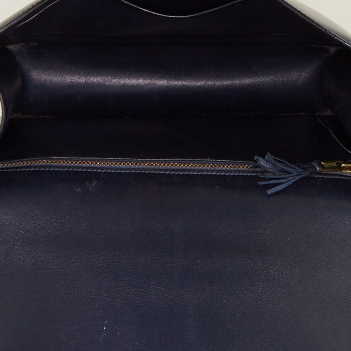 Sac à main Hermes Constance en cuir box bleu-marine - Detail D3