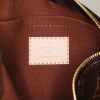 Louis Vuitton Multi-Pochette Accessoires shoulder bag in brown monogram canvas and natural leather - Detail D4 thumbnail