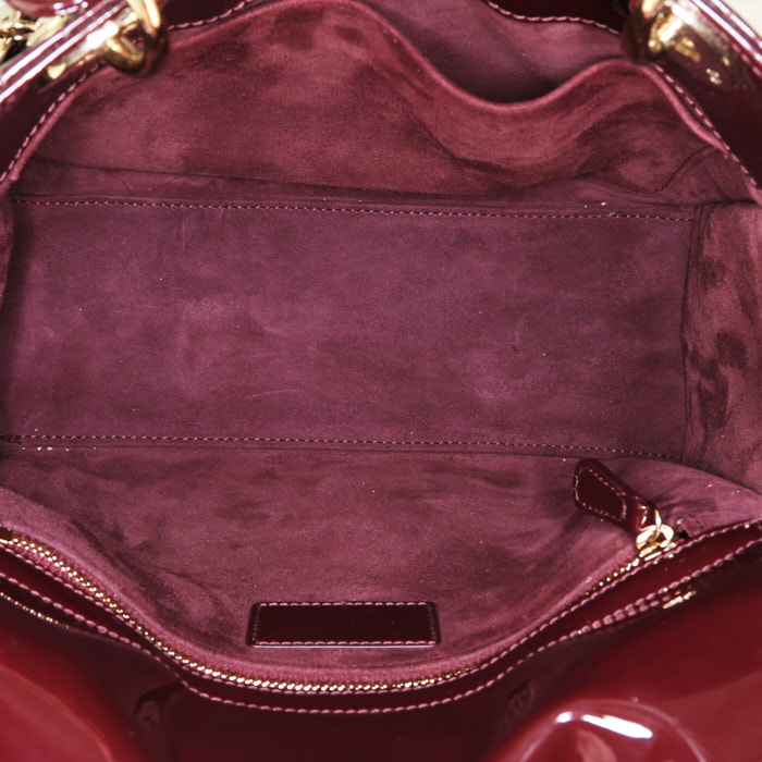 Borsa a tracolla Dior Lady Dior modello medio in pelle verniciata plum - Detail D3