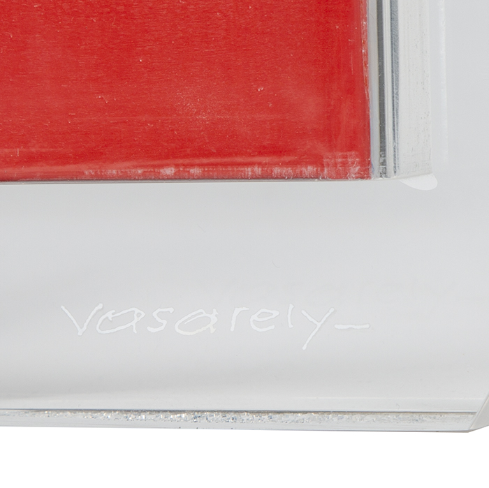 Victor Vasarely, "Hexagone", sculpture en Plexiglas contenant 4 ouvrages sous couvertures inédites de Victor Vasarely, signée et numérotée, avec son certificat d'authenticité et son coffret d'origine,  de 1988 - Detail D3