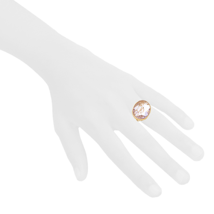 Pomellato Arabesques ring in pink gold and quartz - Detail D1