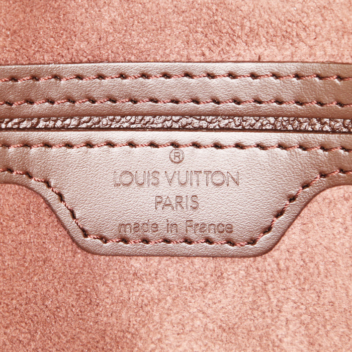 Mochila Louis Vuitton Mabillon en cuero Epi marrón - Detail D3