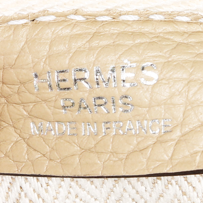 Borsa da viaggio Hermès  Victoria in pelle taurillon clemence beige - Detail D3