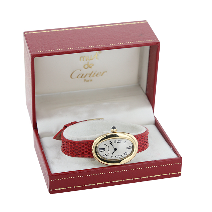 Cartier Baignoire  in yellow gold Ref: Cartier - 1952  Circa 1990 - Detail D2