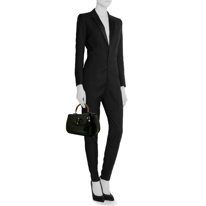 Gucci Bamboo handbag in black leather and bamboo - Detail D1