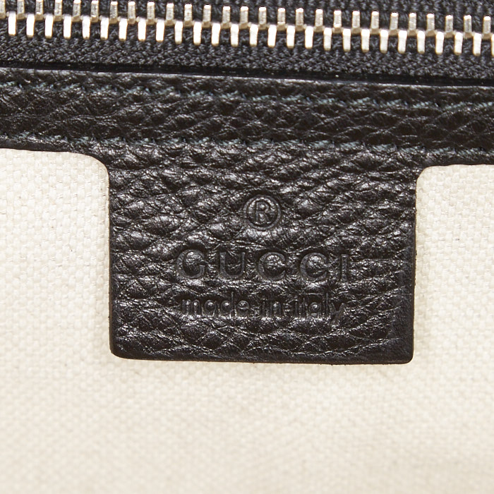 Gucci Bamboo handbag in black leather and bamboo - Detail D4