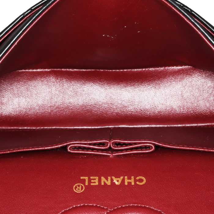 Sac bandoulière Chanel  Timeless Petit en cuir matelassé noir - Detail D3